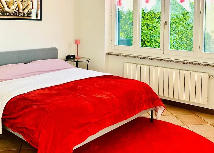 Le Palm House Has Two Bedrooms With The Breathtaking View Over Nyaraló *