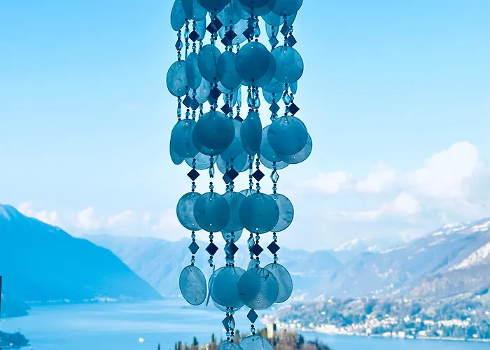 Le Palm House Has Two Bedrooms With The Breathtaking View Over * Perledo